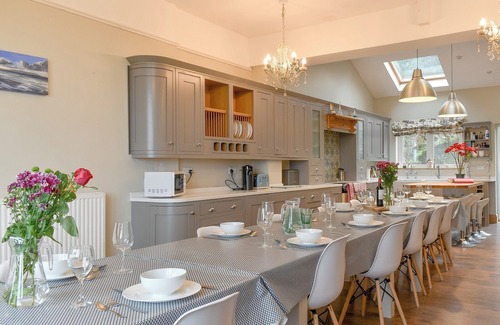 Hele Cottage | 8 bedroom accommodation in Ilfracombe