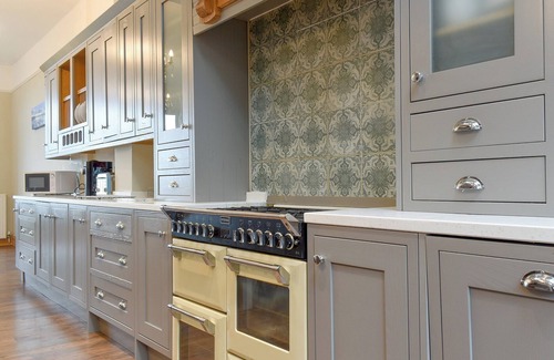 Hele Cottage | 8 bedroom accommodation in Ilfracombe