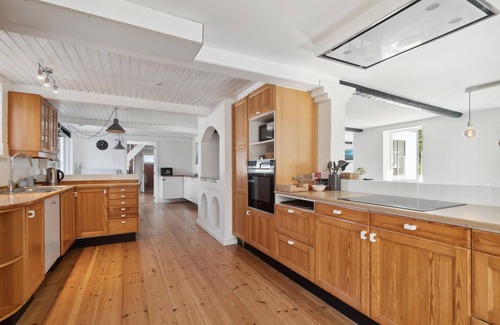 Tejn House | 8 bedroom amazing home in Allinge