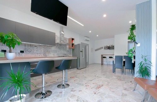 Reggio nell'Emilia Apartment | 8 Bedroom apartment in Reggio Emilia center