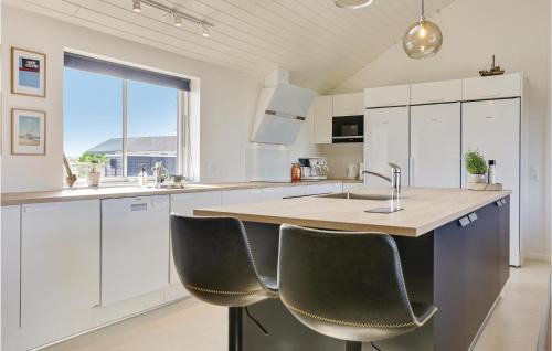 Thisted Municipality House | 8 Bedroom Awesome Home In Thisted
