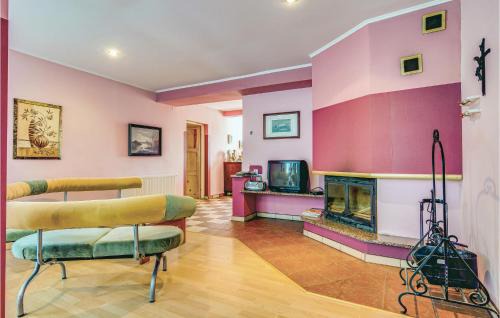 Koczala House | 8 Bedroom Beautiful Home In Miastko