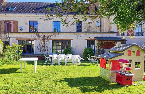 Courdemanche House | 8 bedroom gorgeous home in COURDEMANCHE