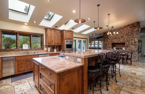 Ridgway House | 8 Bedroom or Reserve as a 4 Bedroom