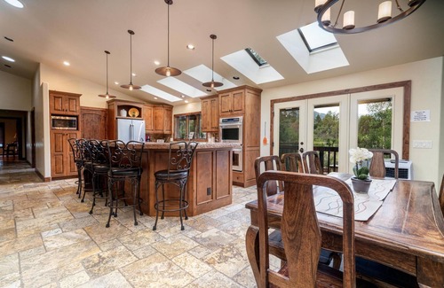 Ridgway House | 8 Bedroom or Reserve as a 4 Bedroom