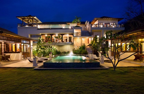 Tamarindo House | 8 Bedroom Private Luxury Estate Overlooking Tamarindo Bay