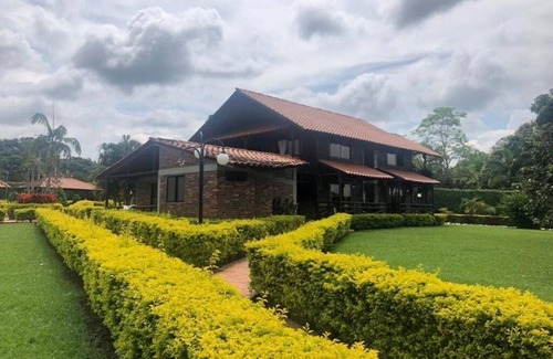 Montenegro Ski Chalet | 8 bedroom private vacation home in cuzco