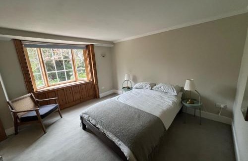 Willesborough House | 8 Bedroom Retreat in Rural Kent Village Share Save