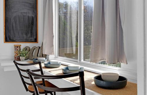 Antioch House | 8 Beds! Spacious Abode IDEAL for Larger Groups!