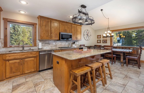 Breckenridge House | 8 Crown Drive by Summit County Mountain Retreats