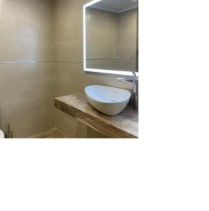 Los Corrales de Buelna Apartment | 8 de abril