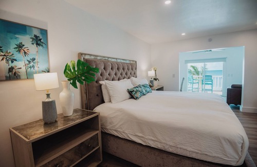 Great Guana Cay Hotel | #8 - Guana Beach Inn @sunset beach, Guana Cay
