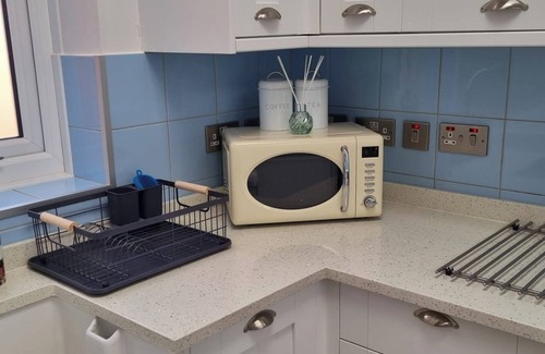 Haydock House | 8 Guests - Free Parking - Full Equipped House