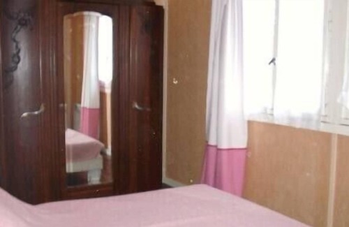 Saint-Martin-de-Fontenay House | 8 km from Caen, quiet house with large garden in the village, beaches at 20 km