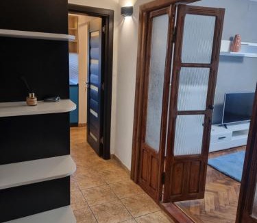 Tirgu Jiu Apartment | 8 MAI Residence