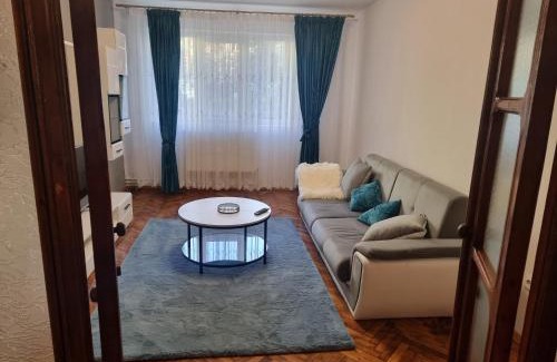 Tirgu Jiu Apartment | 8 MAI Residence