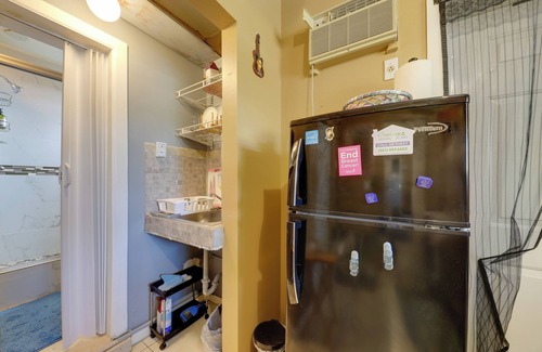 North Lauderdale Apartment | 8 Mi to Beach: Pet-Friendly Fort Lauderdale Studio