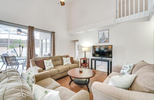 Chatham Park House | 8 Mi to Disney Kissimmee Home with Lanai and Pool!