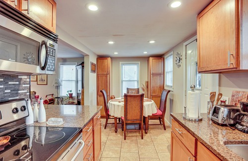 Golden Valley Cottage | 8 Mi to Downtown: Convenient Minneapolis Home