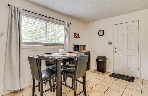 Indianapolis House | 8 Mi to Dtwn Indianapolis: Family Home w/Yard!