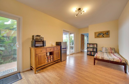 Holualoa Apartment | 8 Mi to Magic Sands Beach: Tranquil Home w/Lanai!