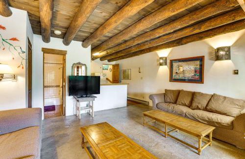 Arroyo Seco Apartment | 8 Mi to Taos Ski Valley! Peaceful Mtn-View Condo