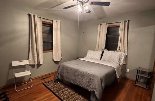 Columbus House | 8 min from CMH, and 10 minutes from Downtown