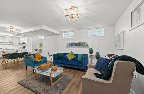 Audubon Apartment | 8 Min to Churchill Downs Perfect for Groups