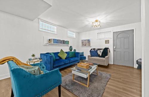 Audubon Apartment | 8 Min to Churchill Downs Perfect for Groups