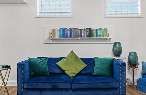 Audubon Apartment | 8 Min to Churchill Downs Perfect for Groups