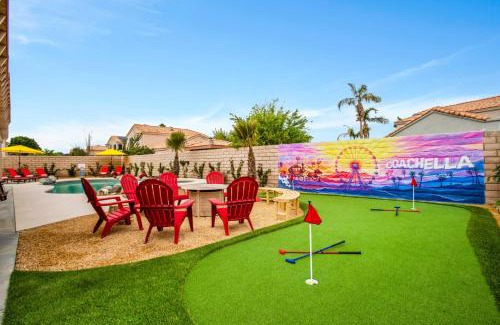 Indio House | 8 min to Coachella Heated Pool Karaoke Arcade