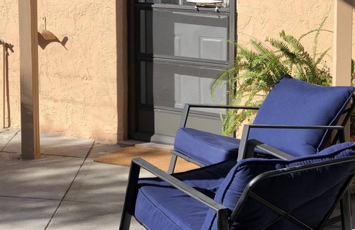 Tampa Cottage | 8 Minutes to the Beach - Quaint 1bdrm 1 bath