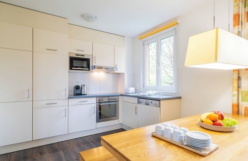 Ruetli Apartment | 8-person apartment in the holiday park Landal Vierwaldstättersee