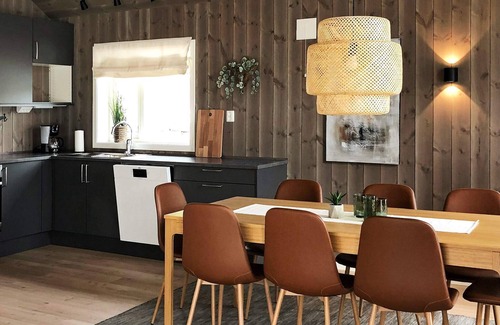 Jolster House | 8 person holiday home in skei i jølster