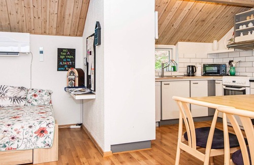 Pøt Strandby House | 8 person holiday home in Juelsminde-By Traum