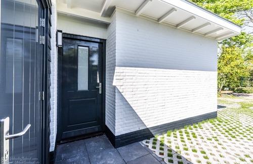 Groot Valkenisse House | 8 person Holiday home in Zoutelande