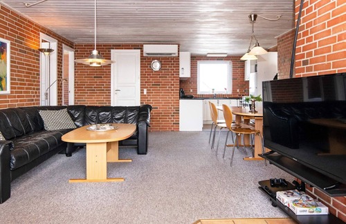 Vrist Strand House | 8 person holiday home in Harboøre-By Traum