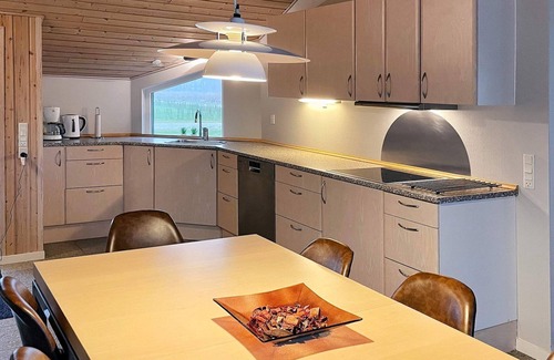 Egense House | 8 person holiday home in Storvorde