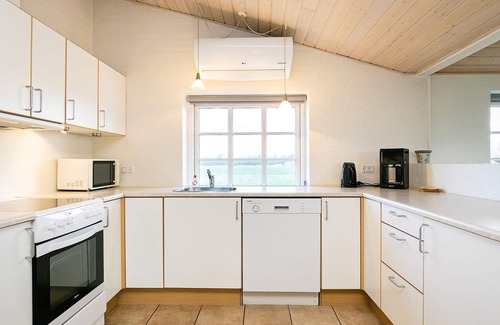 Øhuse House | 8 person holiday home in Ulfborg-By Traum
