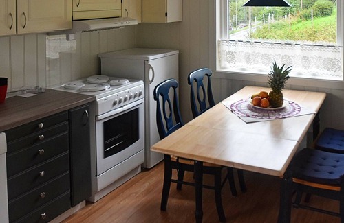 Andalsnes House | 8 person holiday home in Åfarnes