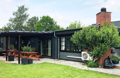 Smidstrup Strand House | 8 person holiday home in Gilleleje-By Traum
