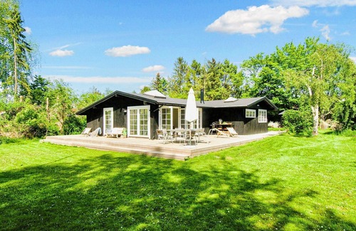 Holloselund House | 8 person holiday home in Vejby-By Traum