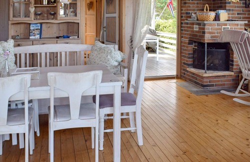 Halden House | 8 person holiday home in Berg