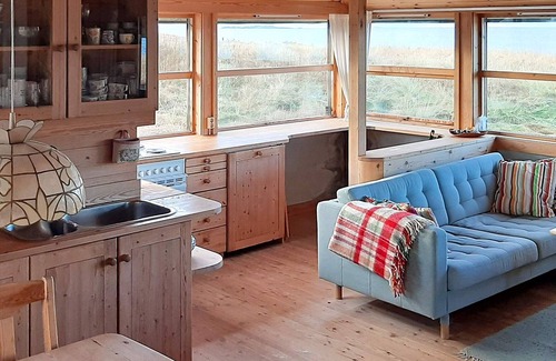 Sola House | 8 person holiday home in Voll-By Traum