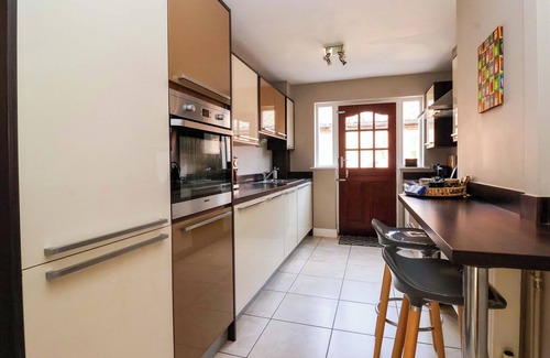 Ripon Cottage | 8 WILLIAMSON DRIVE, pet friendly, with a garden in Ripon