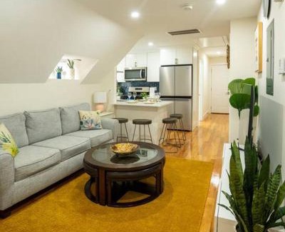 St. Marks Apartment | 80-3 3BR Boston - Charming Apt near Dorchester Center