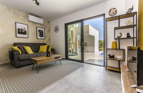 Srima Apartment | 80 m² Apartment ∙ 2 bedrooms ∙ 6 guests