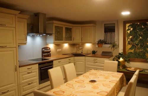 Staufenberg Apartment | 80 m² Apartment ∙ 1 bedroom ∙ 4 guests