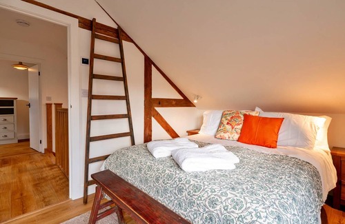 Chilton Foliat Cottage | 80 m² Cabin ∙ 2 bedrooms ∙ 4 guests
