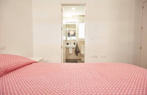 Adelfas House | 80 m² House ∙ 2 bedrooms ∙ 2 guests